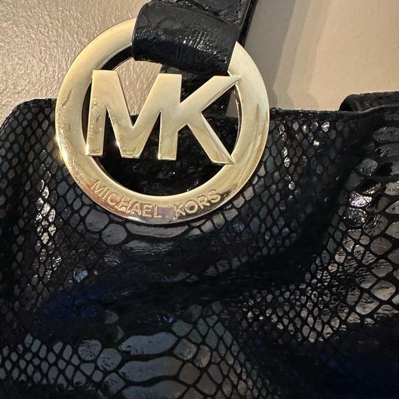 Michael Kors Fulton Black Python Embossed Leather Hobo Shoulder Bag - Picture 2 of 10